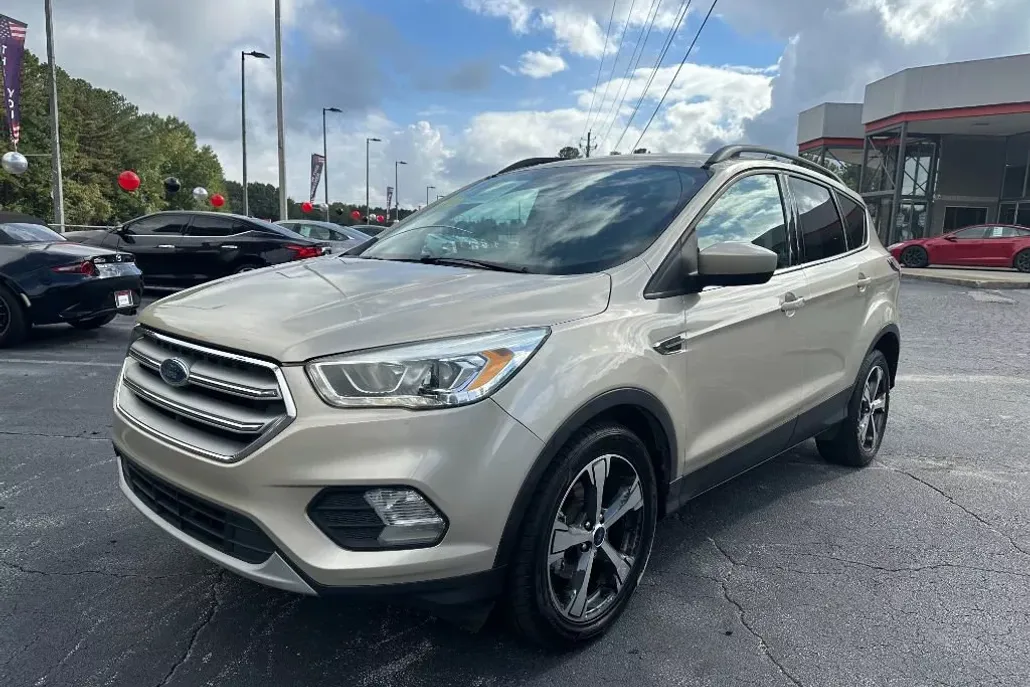 2017 Ford Escape SE photo 1