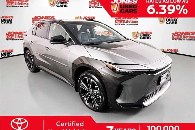 2024 Toyota bZ4X Limited photo 1