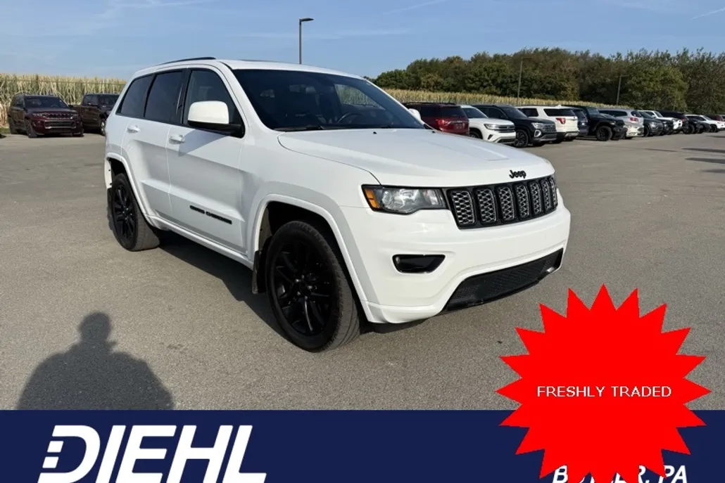 2021 Jeep Grand Cherokee Laredo X photo 1