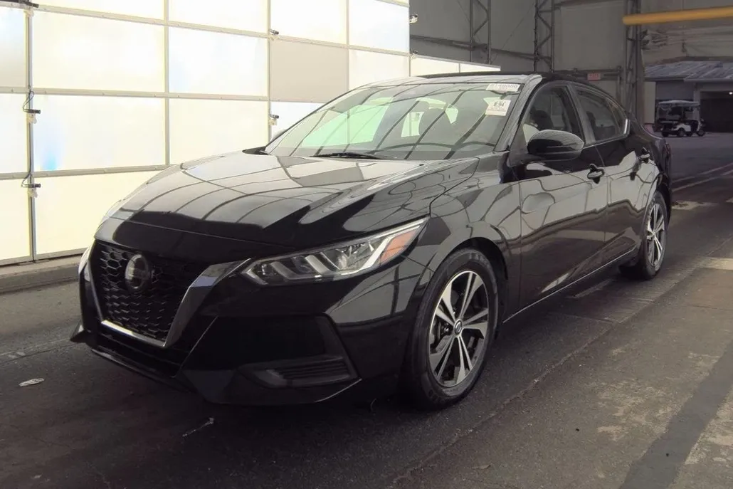 2021 Nissan Sentra SV photo 1