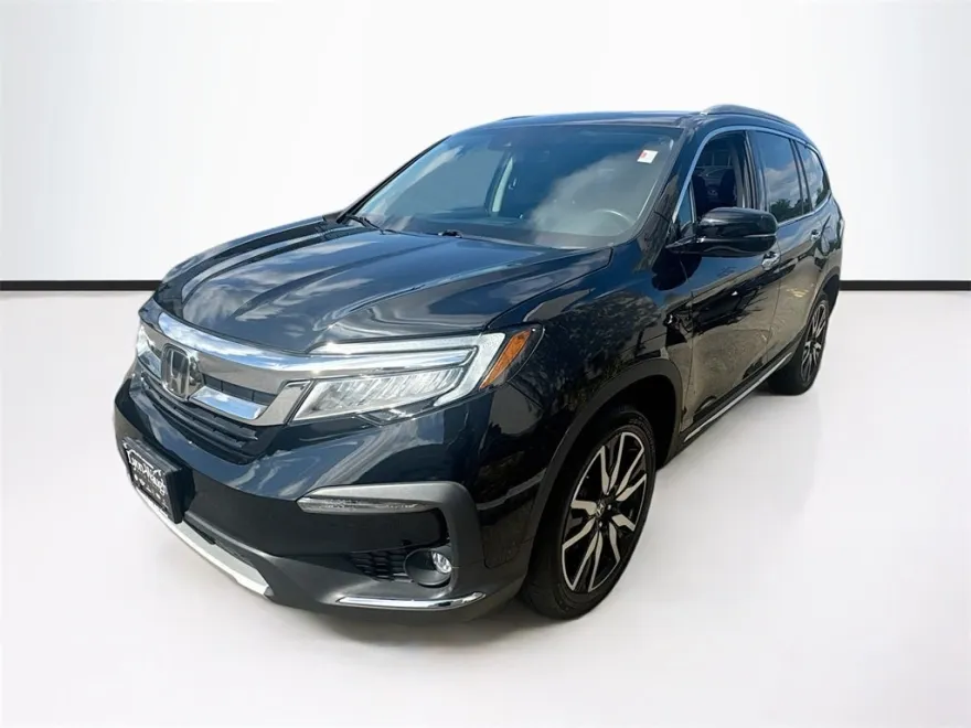 2022 Honda Pilot Touring photo 1