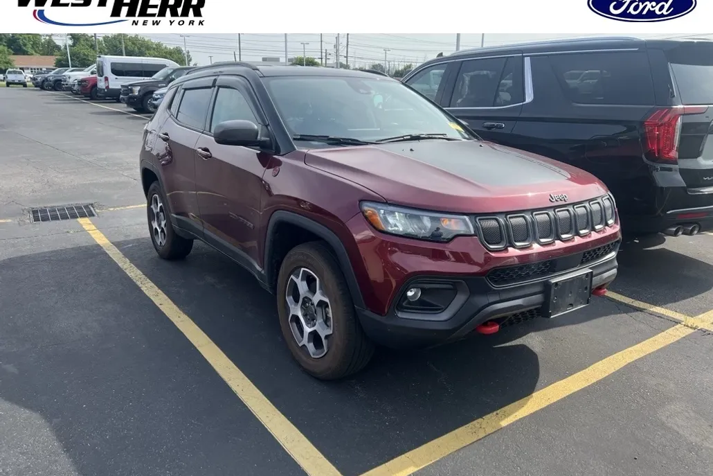 2022 Jeep Compass Trailhawk photo 1