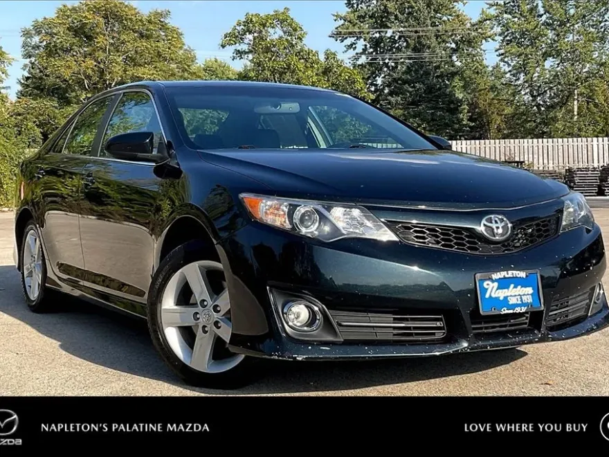 2014 Toyota Camry L photo 1