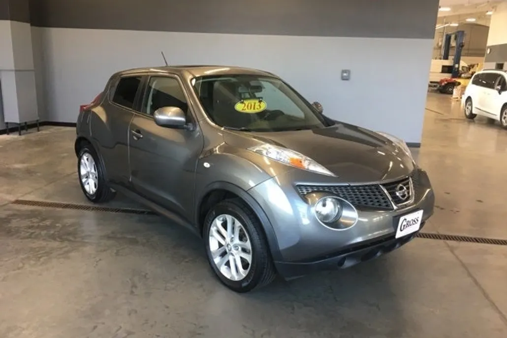 2013 Nissan Juke SV photo 1