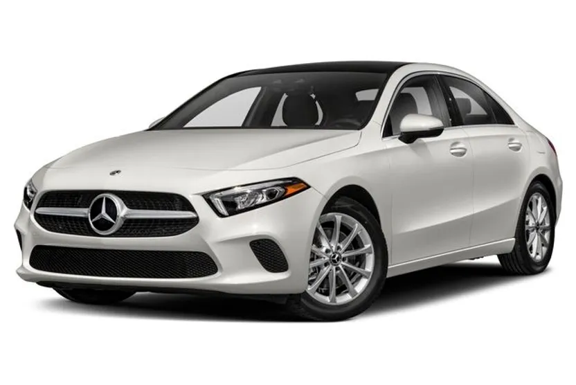 2022 Mercedes Benz A 220 photo 1