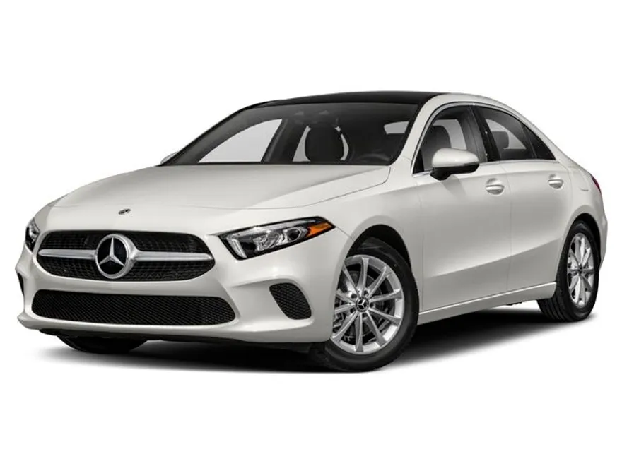 2022 Mercedes Benz A 220 photo 1