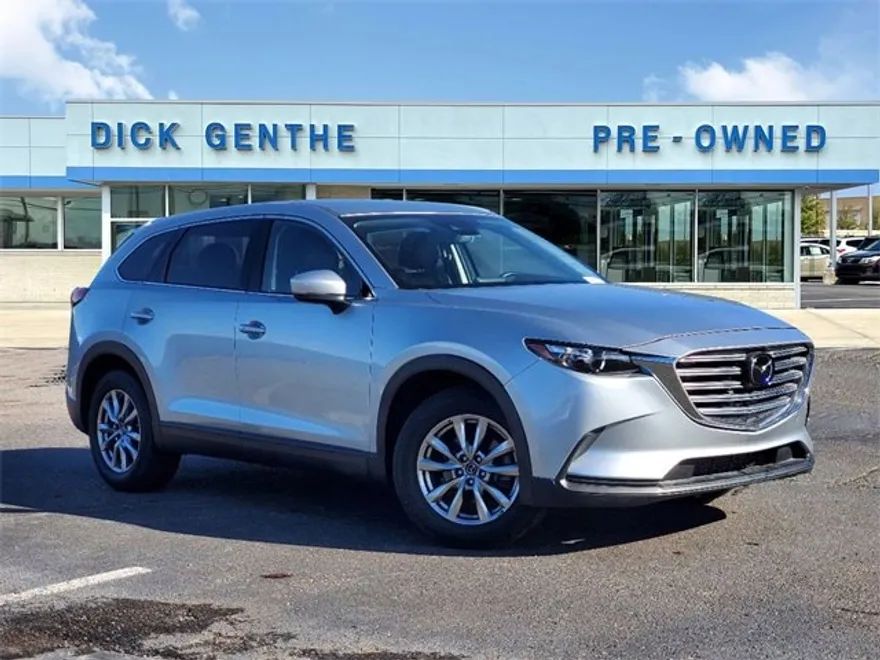 2018 Mazda CX-9 Touring photo 1