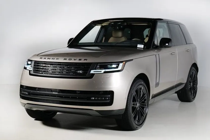 2025 Land Rover Range Rover SE photo 1