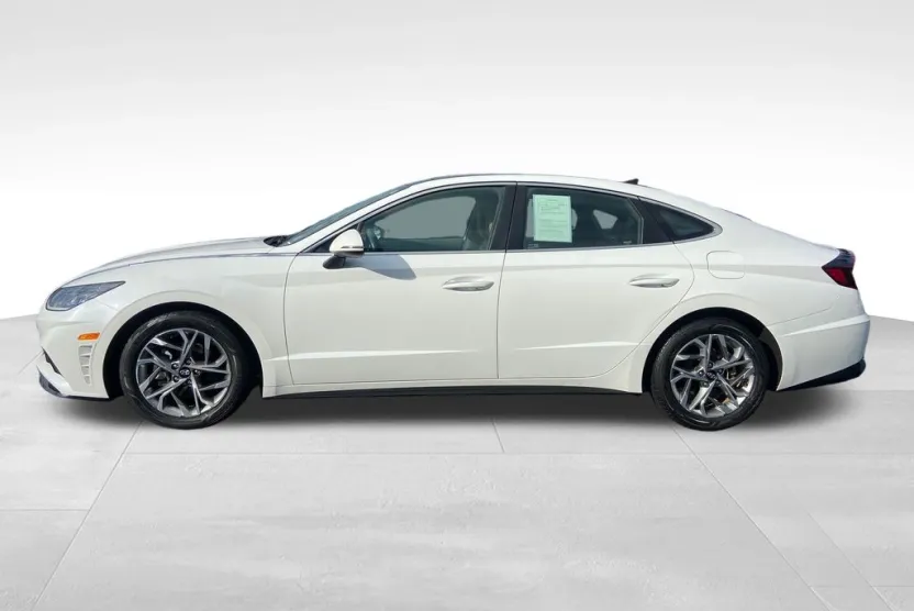 2020 Hyundai Sonata SEL photo 1