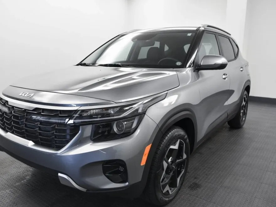 2025 Kia Seltos S photo 1