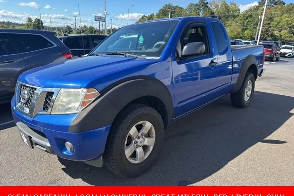 2012 Nissan Frontier King Cab SV photo 1