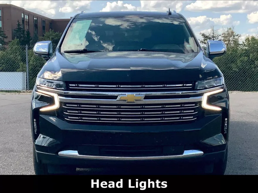 2024 Chevrolet Suburban Premier photo 1