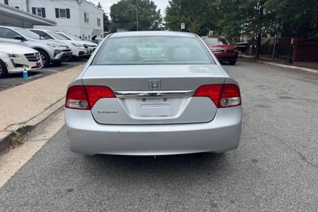 2009 Honda Civic LX photo 1