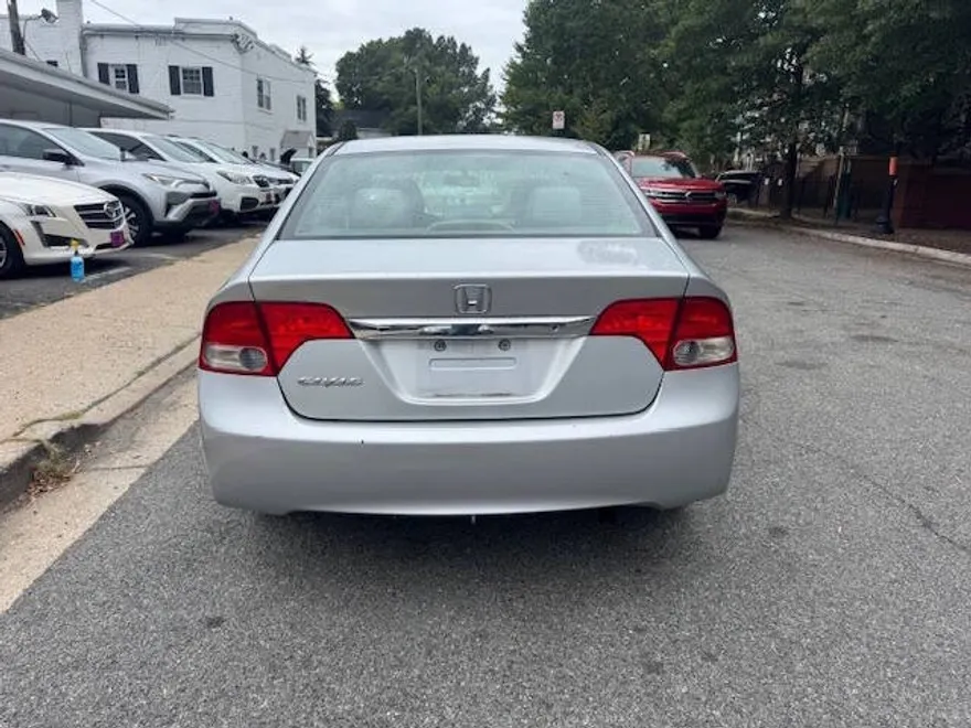 2009 Honda Civic LX photo 1