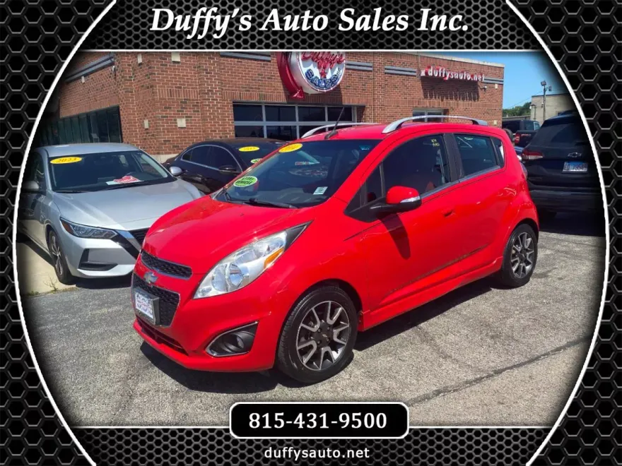 2014 Chevrolet Spark 2LT photo 1