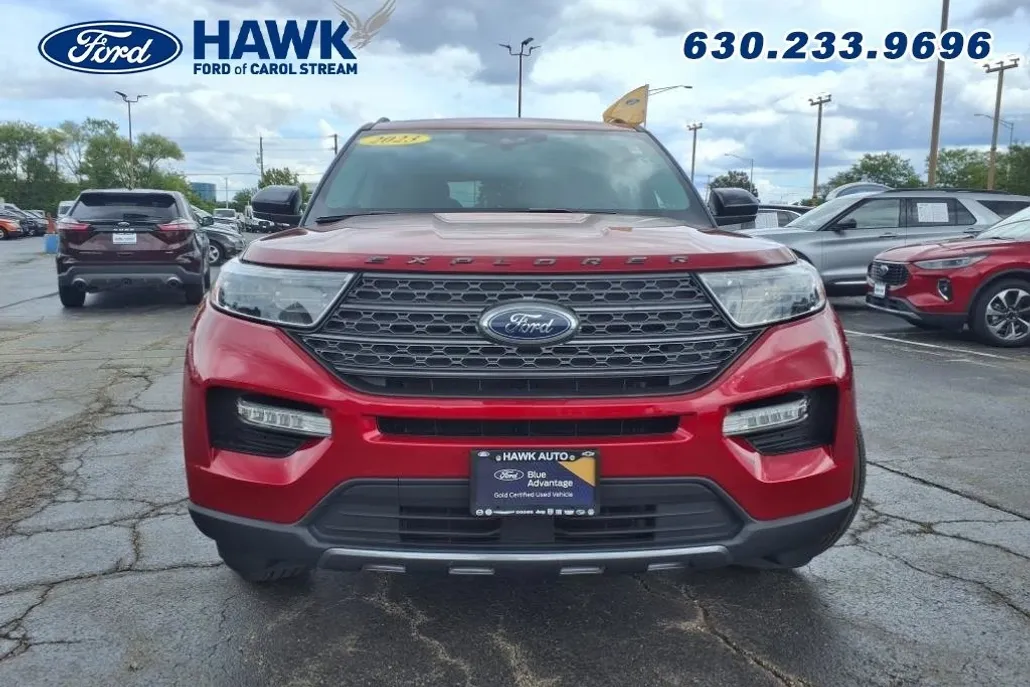 2023 Ford Explorer XLT photo 1