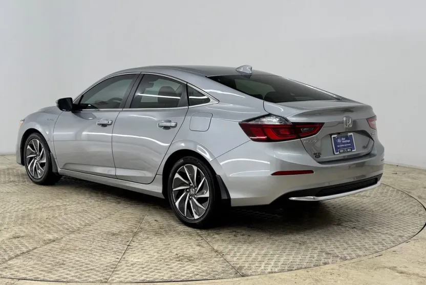 2021 Honda Insight Touring photo 1