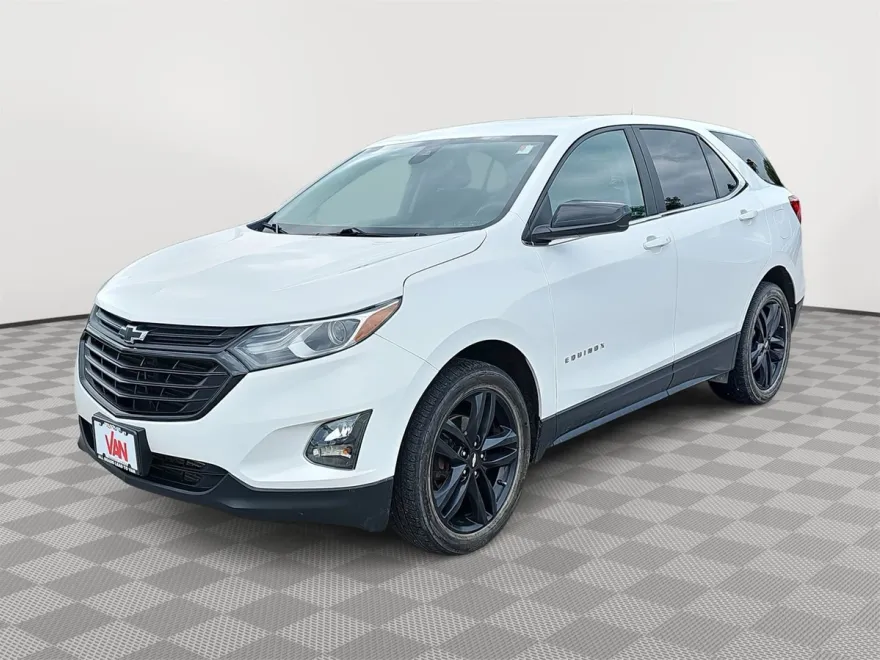 2021 Chevrolet Equinox LT photo 1