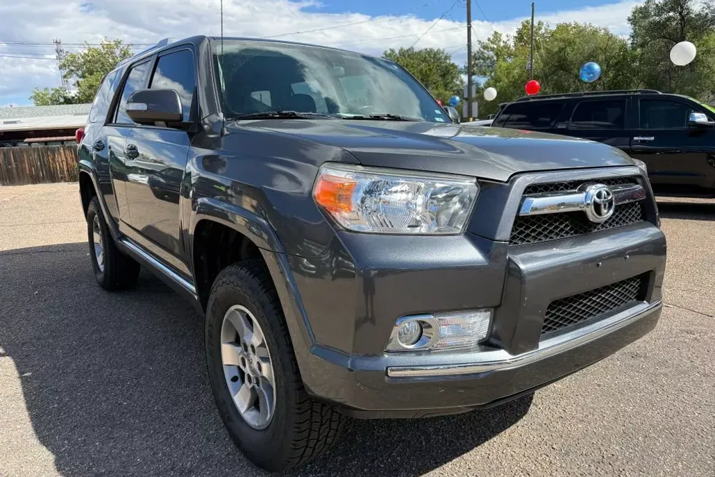 2010 Toyota 4Runner SR5 4WD V6 photo 1