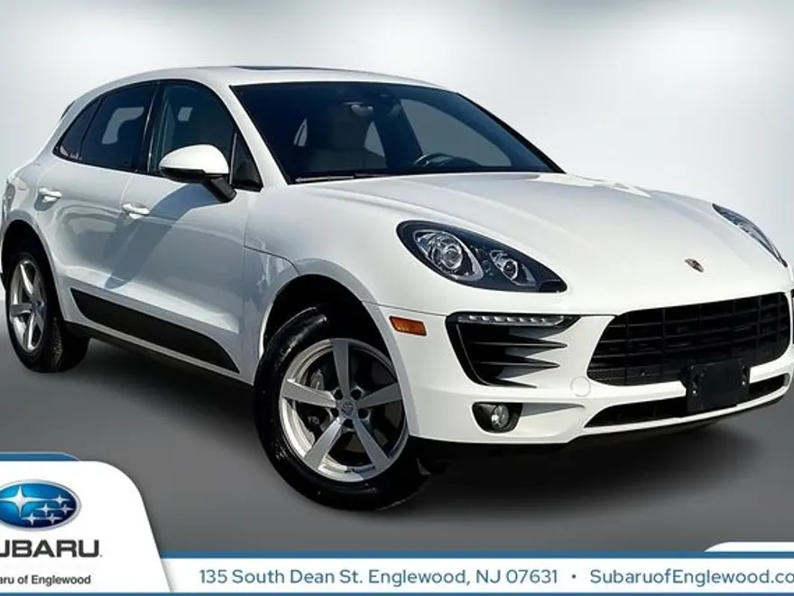 2018 Porsche Macan Base photo 1