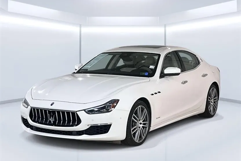 2018 Maserati Ghibli Q4 GranLusso photo 1