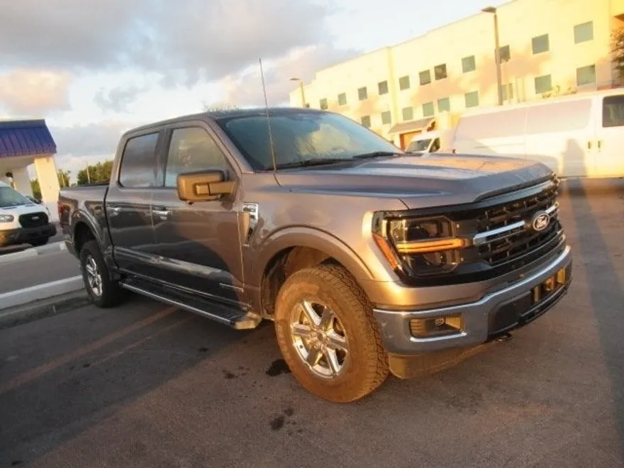 2024 Ford F-150 XLT photo 1