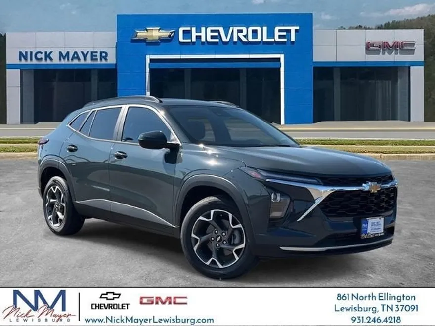 2025 Chevrolet Trax LT photo 1