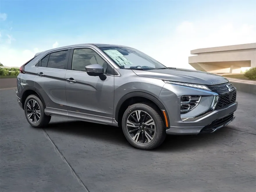 2025 Mitsubishi Eclipse Cross SEL photo 1