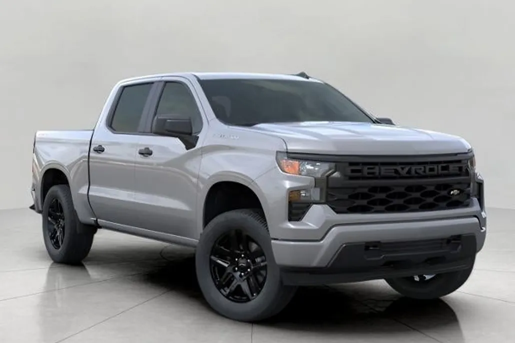 2025 Chevrolet Silverado 1500 Custom photo 1