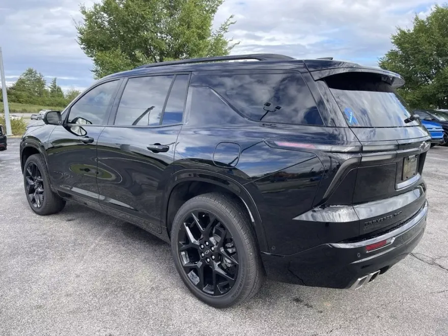 2024 Chevrolet Traverse RS photo 1