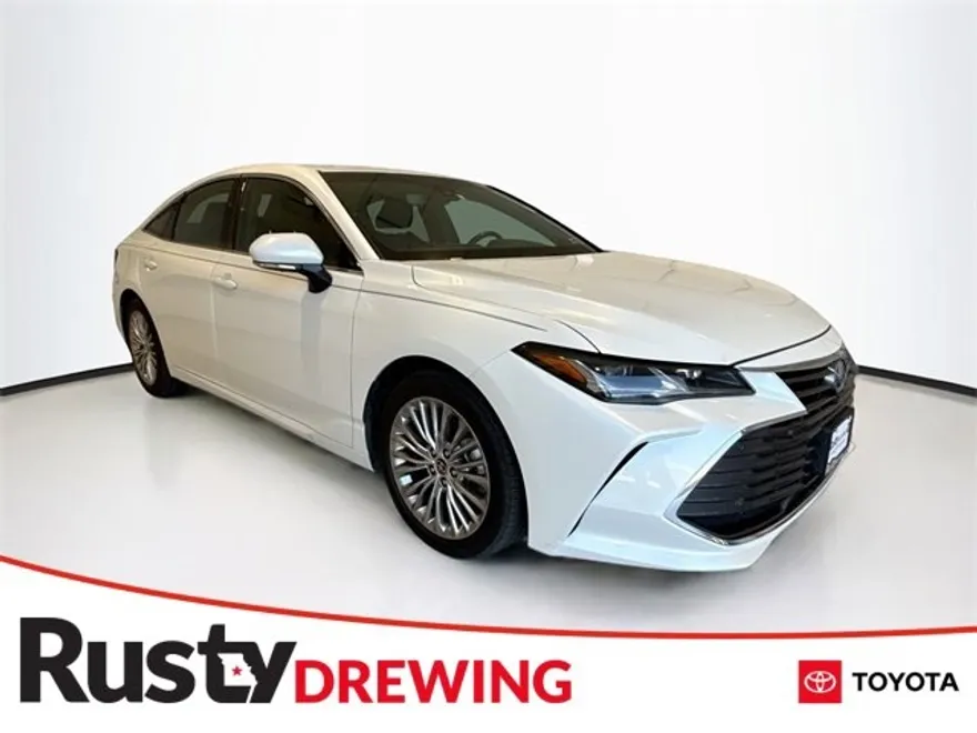 2022 Toyota Avalon Hybrid Limited photo 1