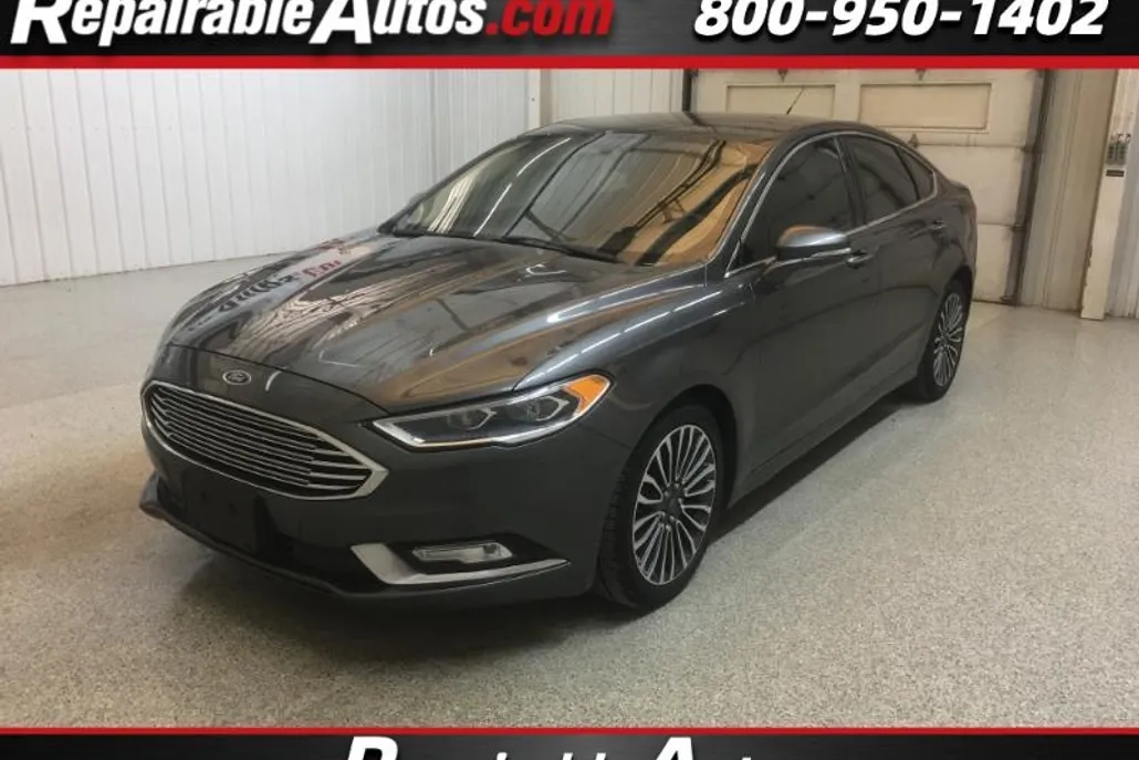2017 Ford Fusion SE photo 1