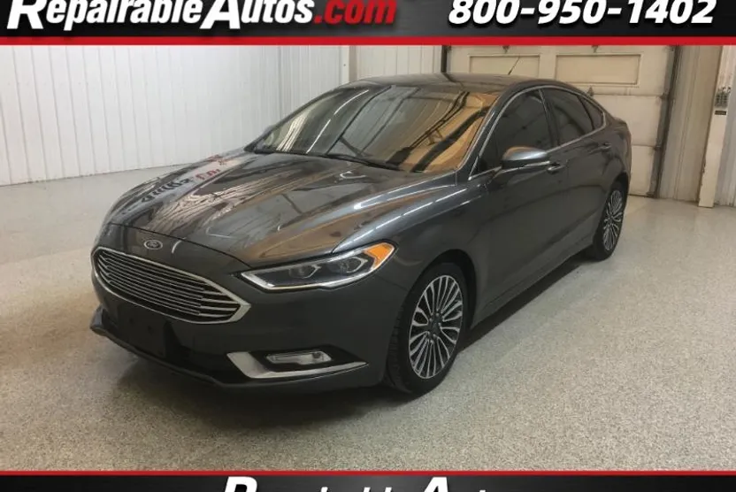 2017 Ford Fusion SE photo 1