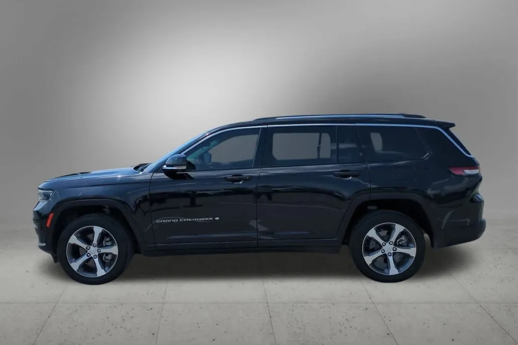 2023 Jeep Grand Cherokee Limited photo 1