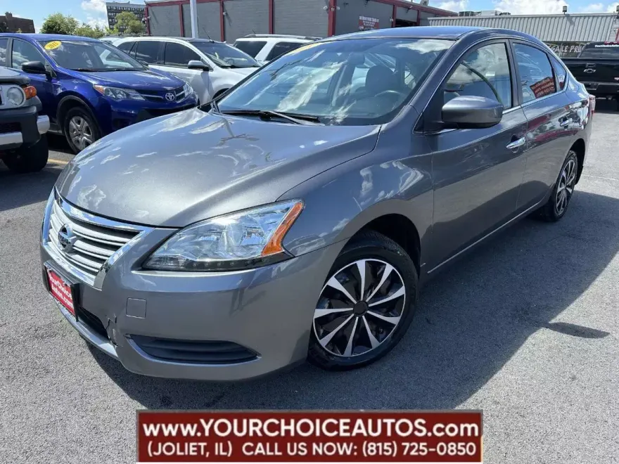 2015 Nissan Sentra SV photo 1