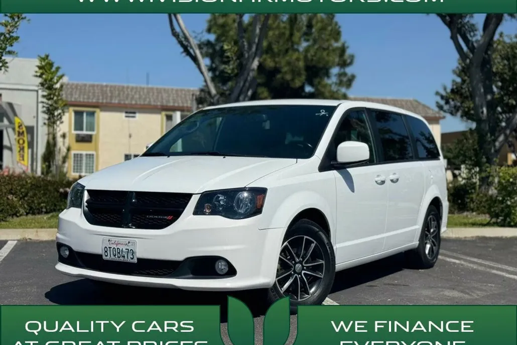 2018 Dodge Grand Caravan SE photo 1