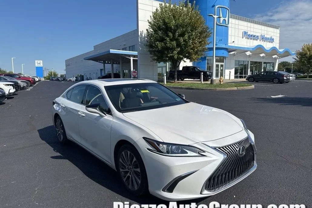 2019 Lexus ES 350 photo 1
