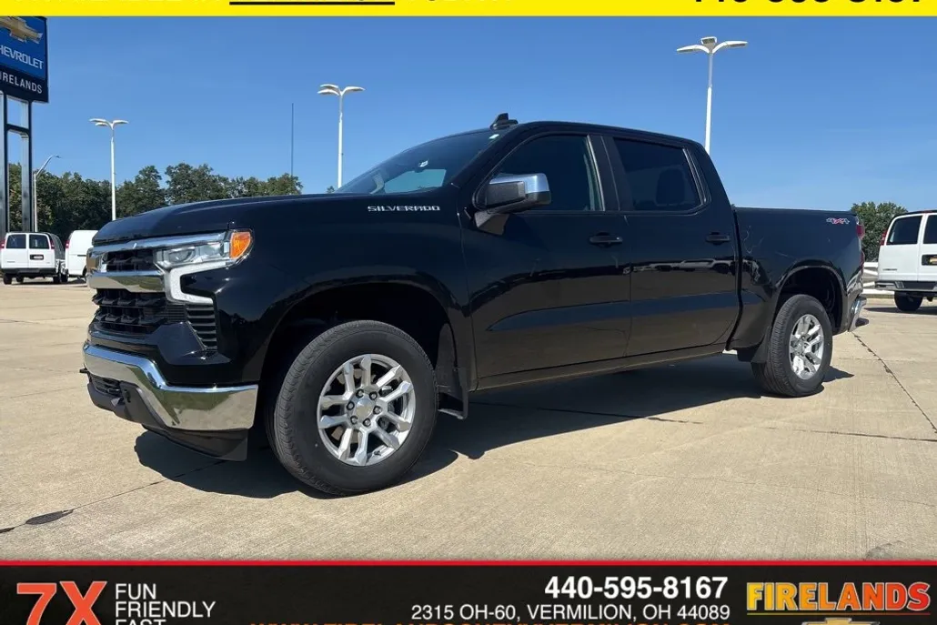2022 Chevrolet Silverado 1500 LT photo 1