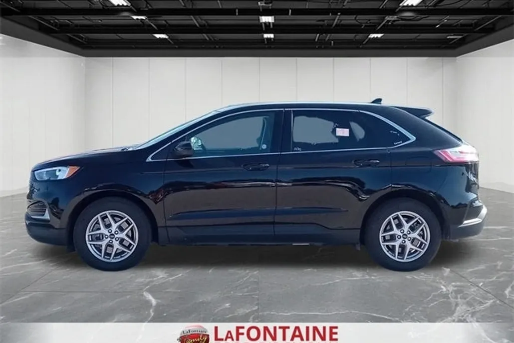 2024 Ford Edge SEL photo 1