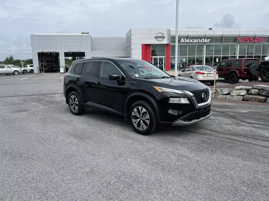 2021 Nissan Rogue AWD SV photo 1
