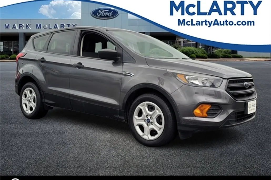 2019 Ford Escape S photo 1