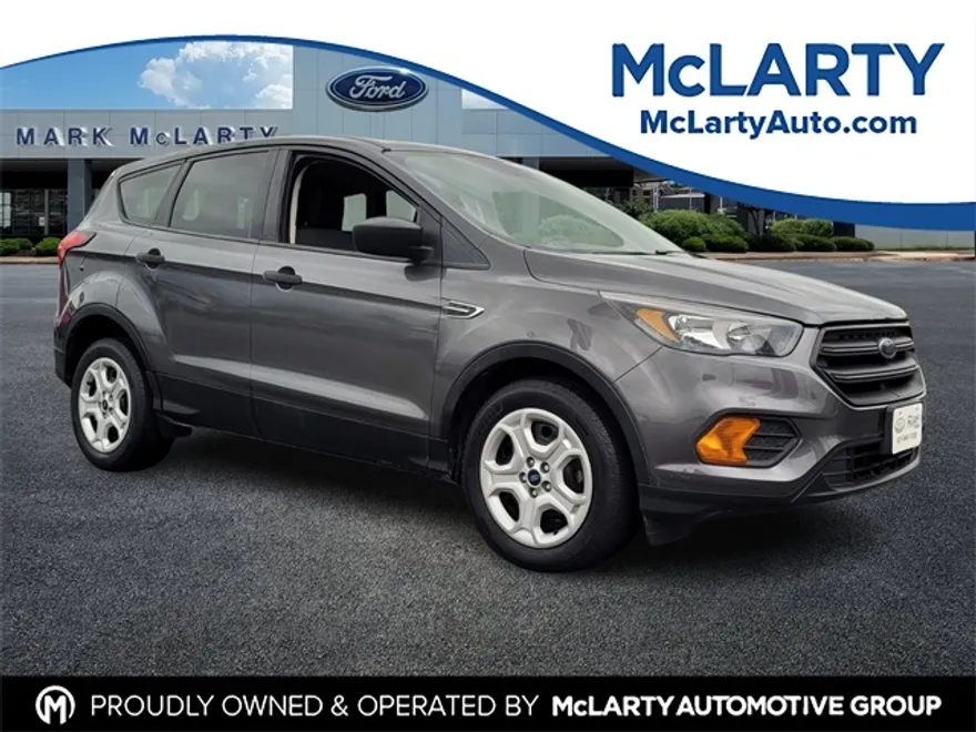 2019 Ford Escape S photo 1
