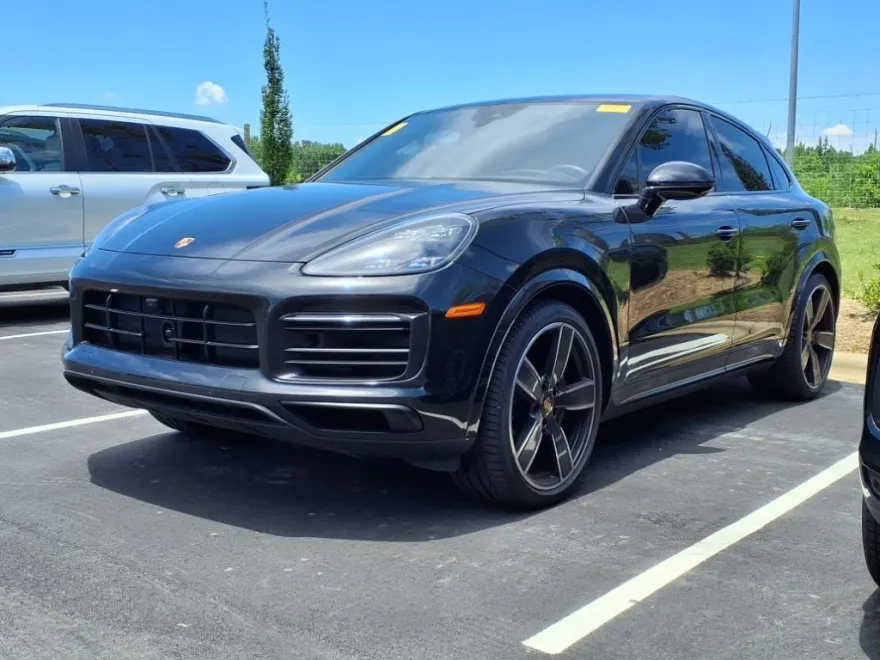 2023 Porsche Cayenne S Platinum Edition photo 1