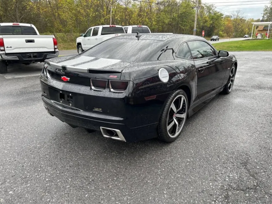 2010 Chevrolet Camaro Coupe 2SS photo 1