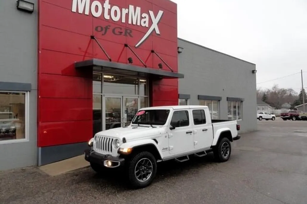 2023 Jeep Gladiator Overland photo 1
