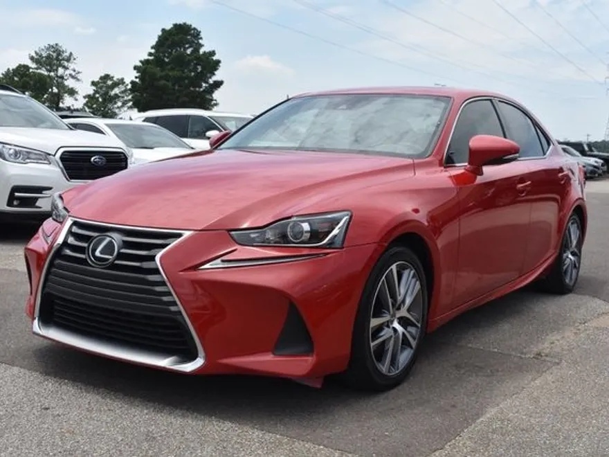 2019 Lexus IS 300 photo 1