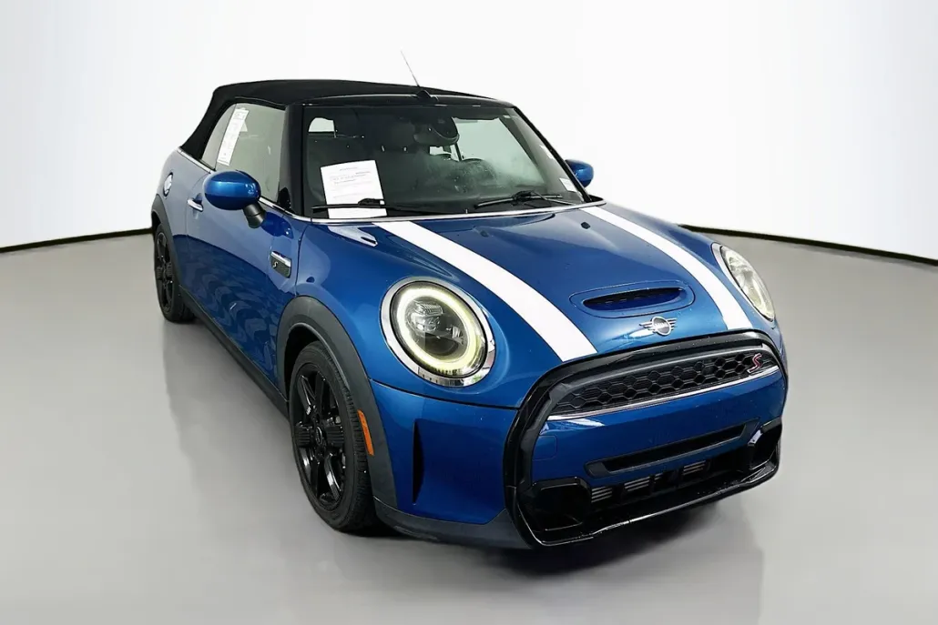 2022 Mini Cooper Convertible S photo 1