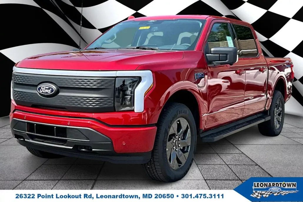 2025 Ford F-150 Lightning photo 1