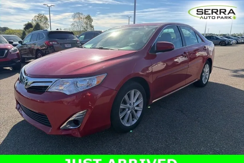 2014 Toyota Camry L photo 1