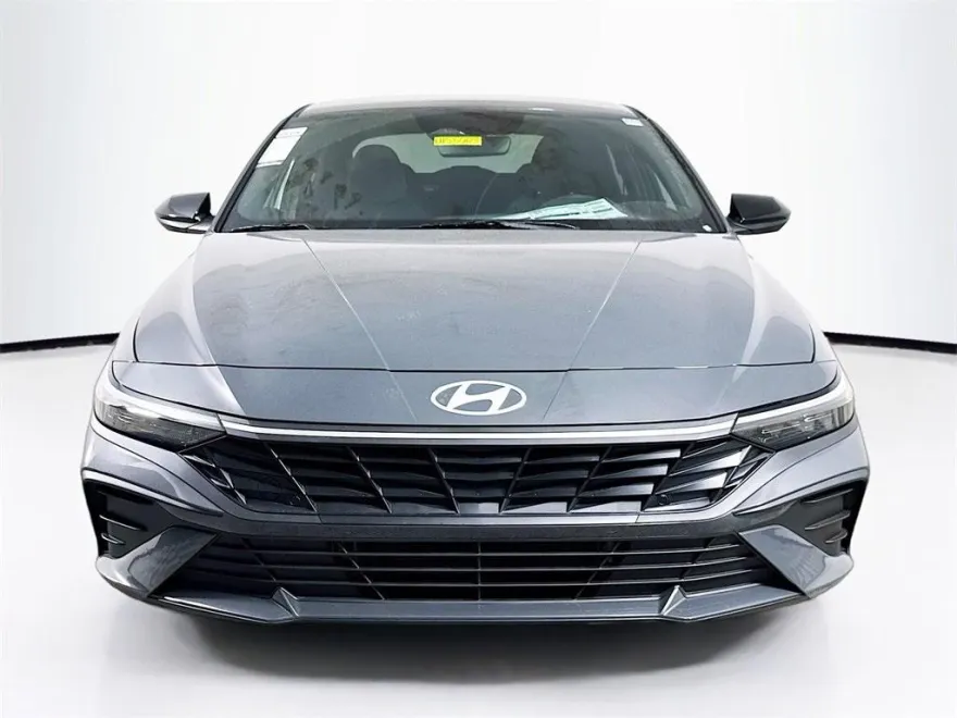 2025 Hyundai Elantra Hybrid SEL Sport photo 1